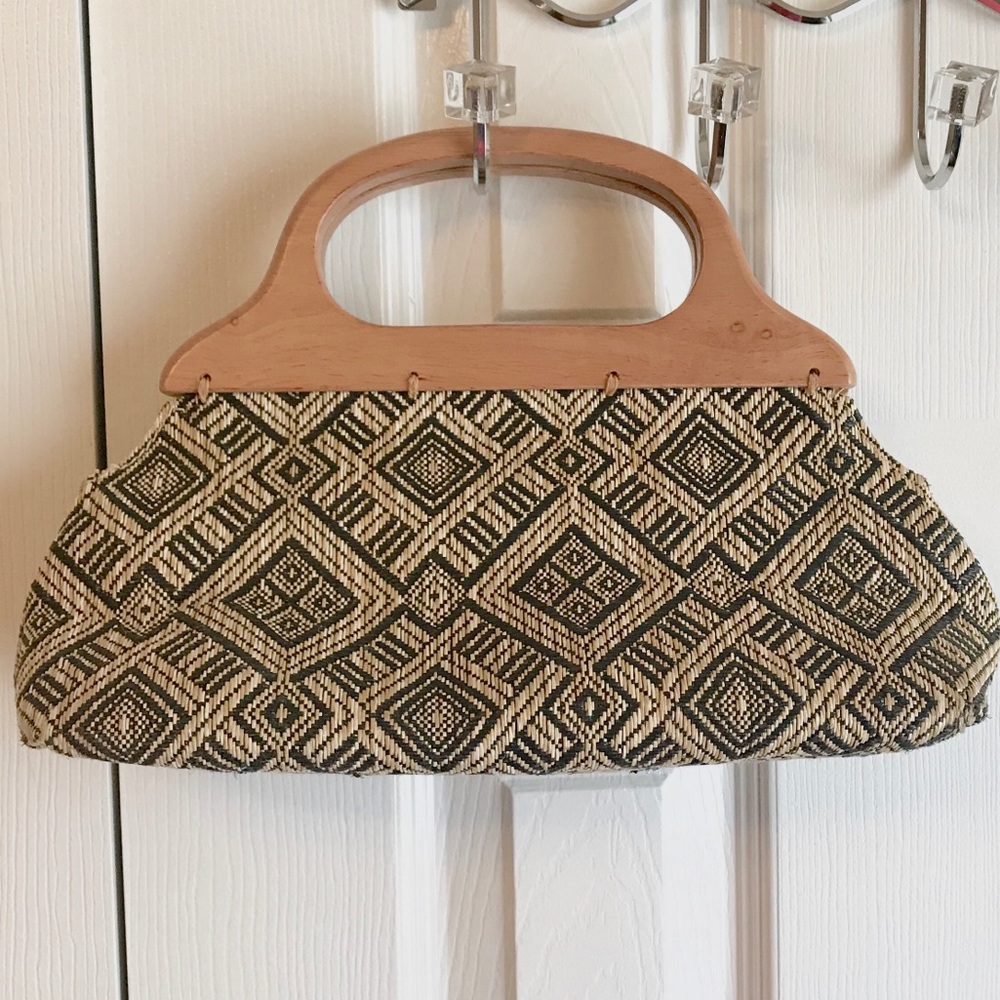 New York & Co Vintage Geometric Straw Purse